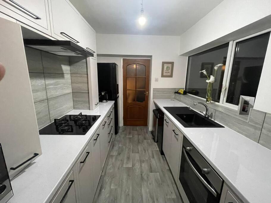 3 Bedroom Apartment With Golf Course View Newcastle upon Tyne Exterior foto